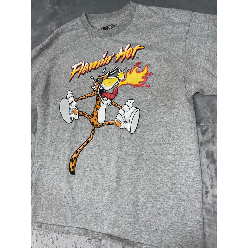 Cheetos Flamin Hot Chester Cheetah Graphic T-Shirt Mens Large Heather Gray